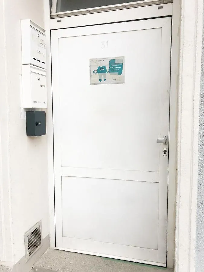 Spacious Shared Apartment Schoenbrunn Vienna 0*,  Austria