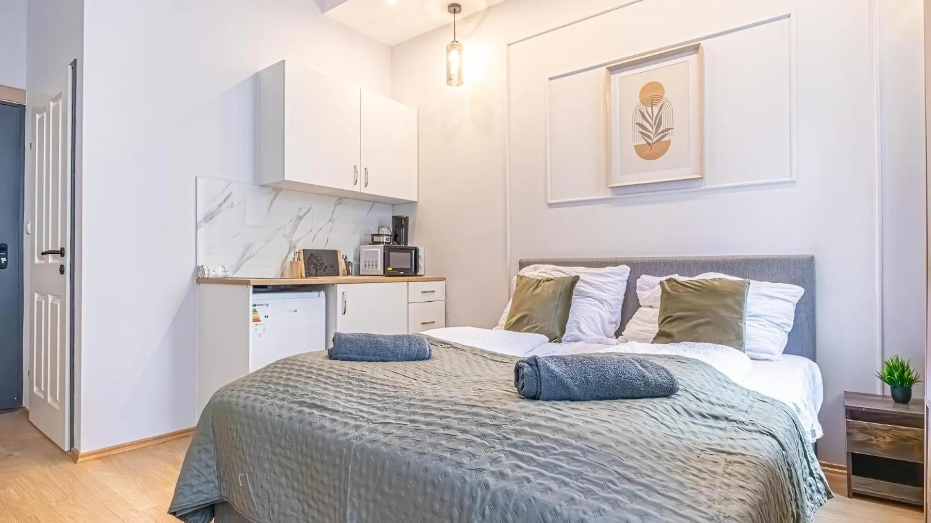 Spacious Shared Apartment Schoenbrunn Vienna