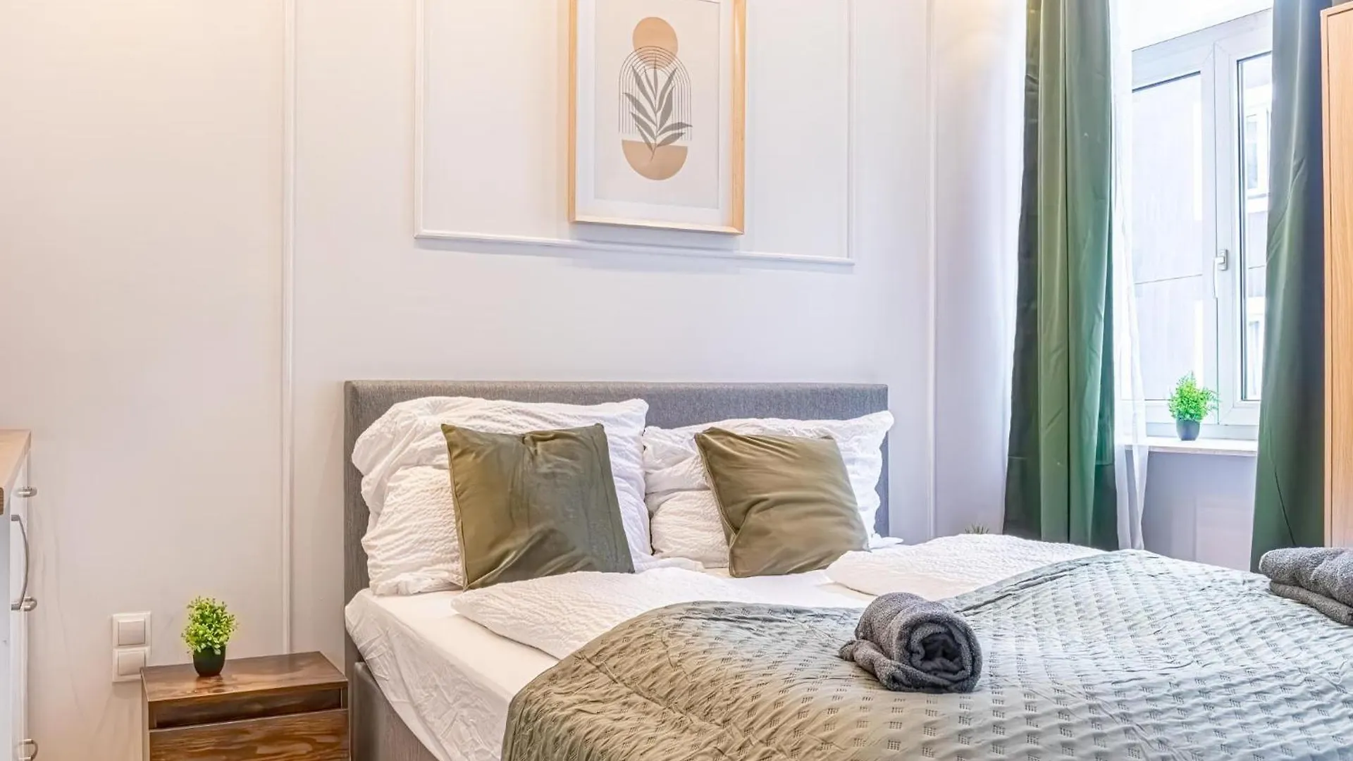 Spacious Shared Apartment Schoenbrunn Vienna