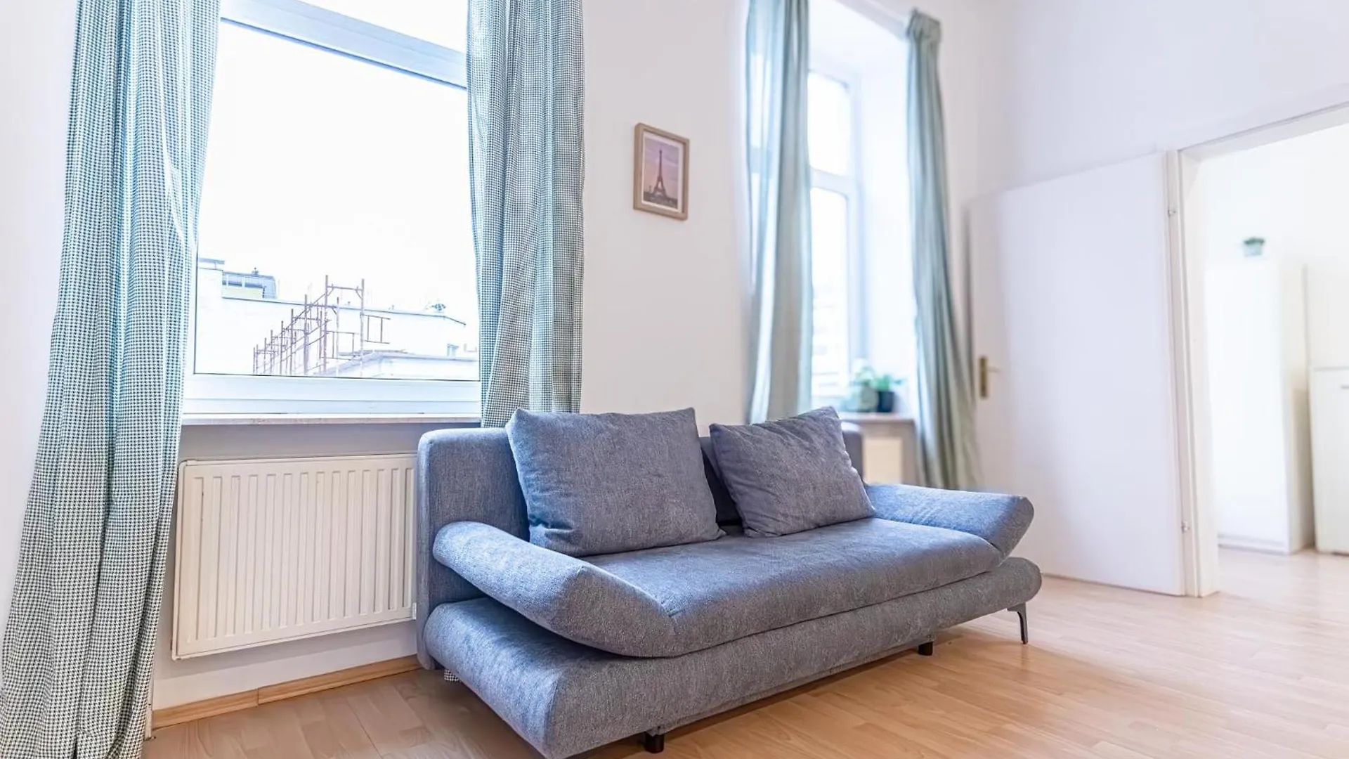 Spacious Shared Apartment Schoenbrunn Vienna Austria