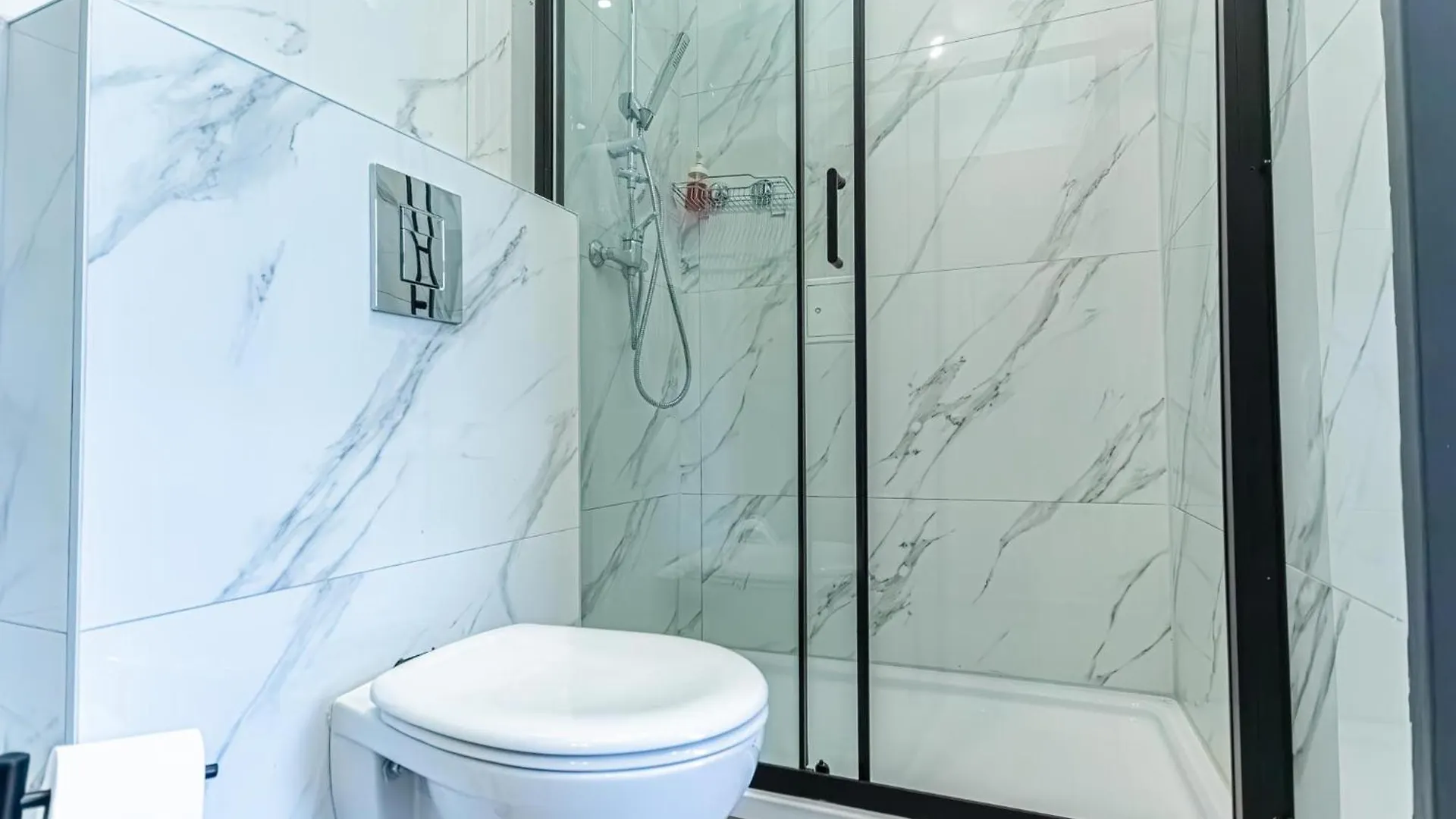 Spacious Shared Apartment Schoenbrunn Vienna